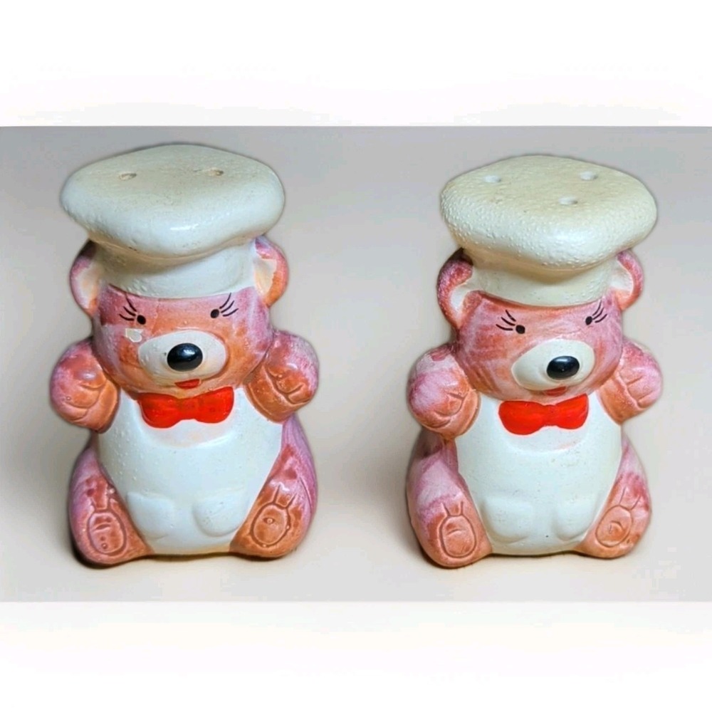 Vintage Chef Bear Salt & Pepper Shakers